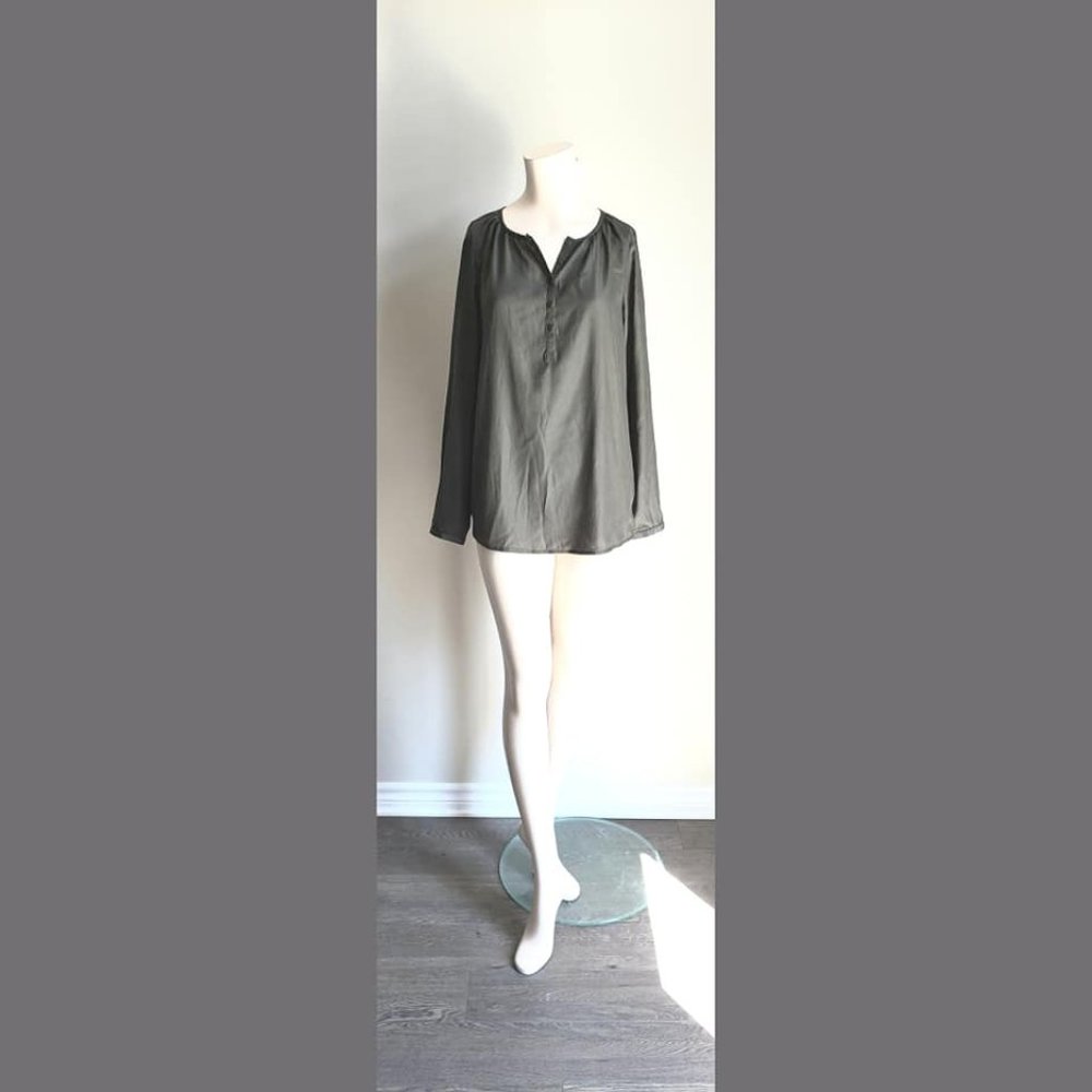 NWT Soya Concept 5 Button Blouse